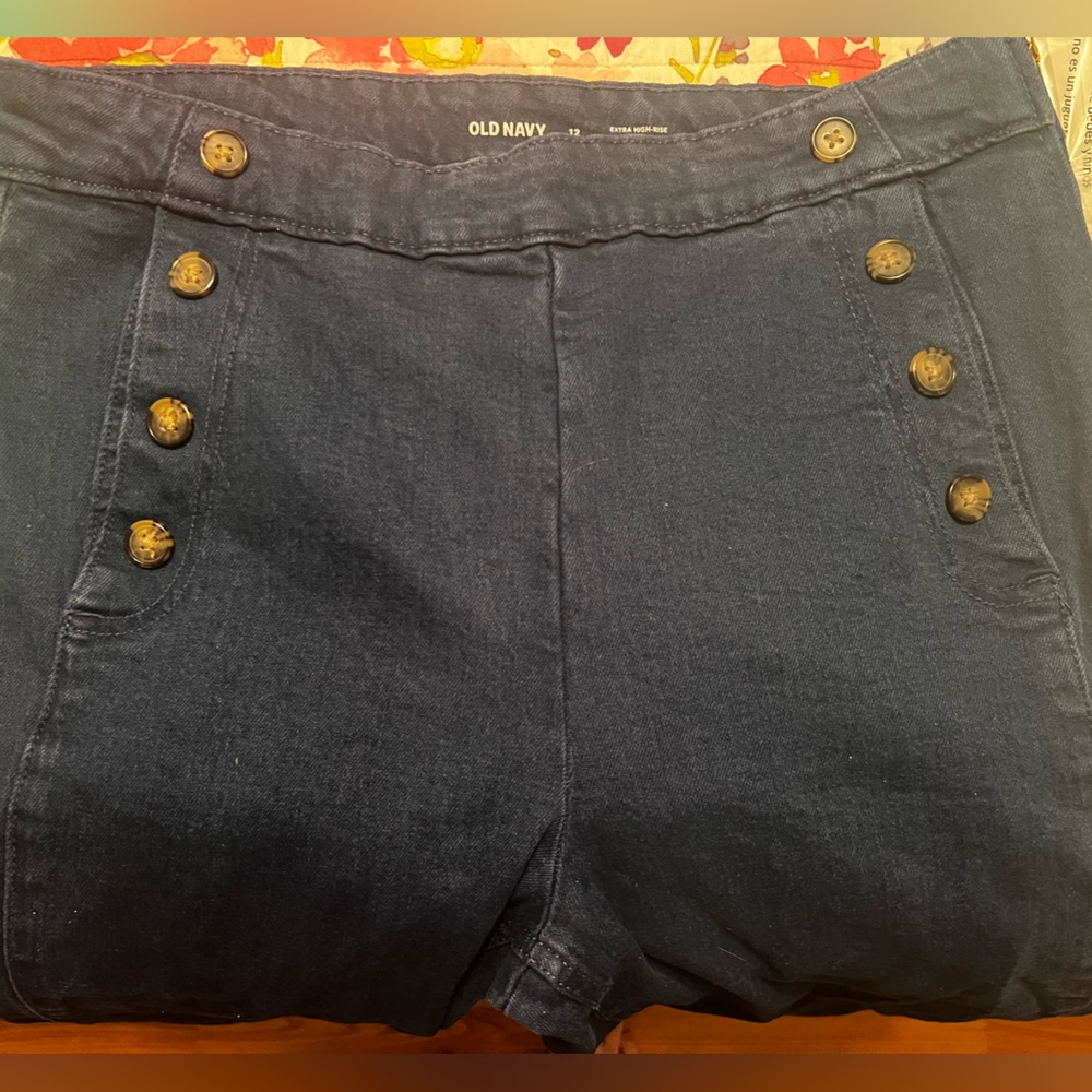 Old Navy Women's SKY-HI wide LEG jeans - Picture 3 of 7